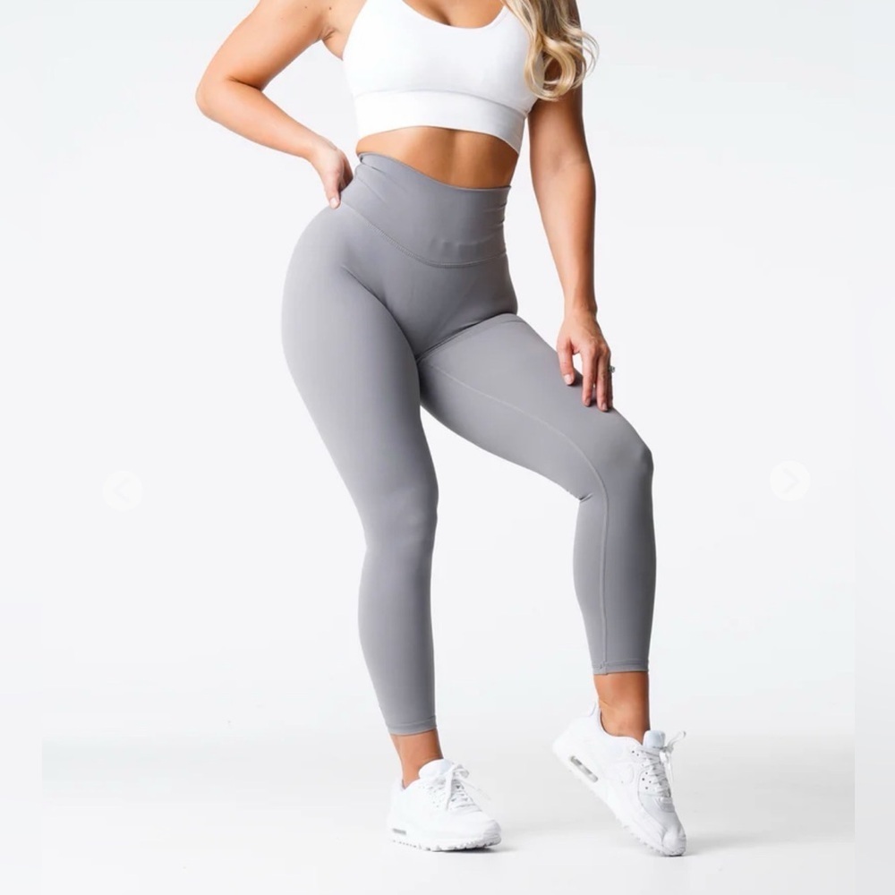 NVGTN Grey Signature 2.0 Seamless High Rise Leggings - Small